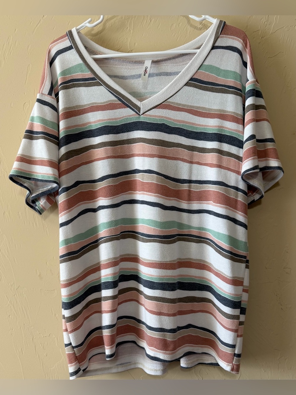 V-Neck Short Sleeve Striped Tee in White, Rust & Mint